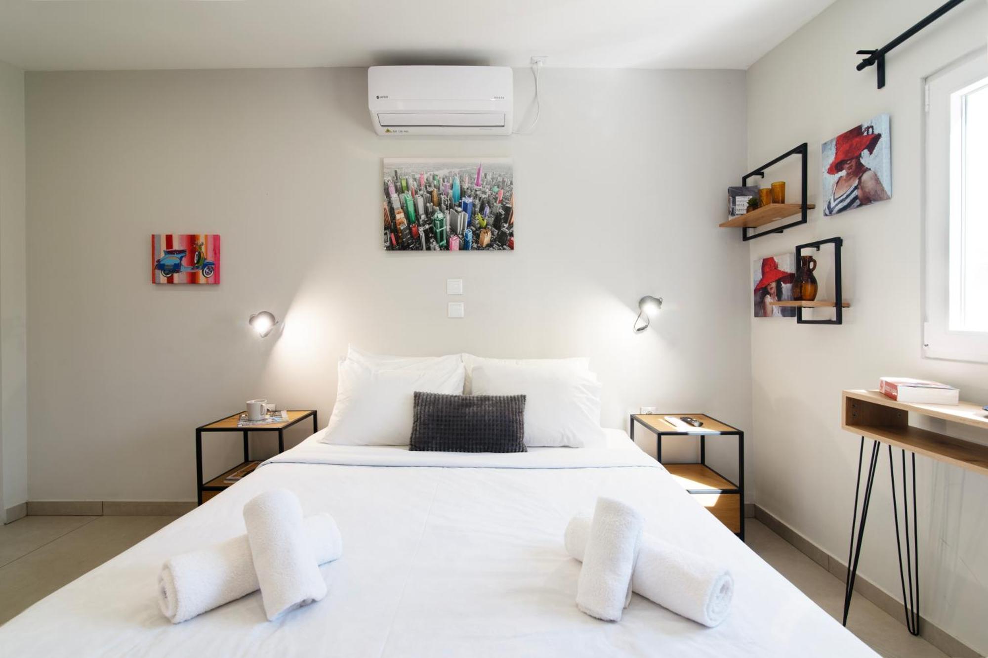 אתונה Chic Rooftop Studio W/ Terrace - Near Acropolis מראה חיצוני תמונה